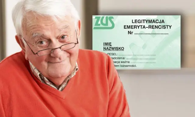 Uśmiechnięty starszy pan z okularami prezentuje legitymację emeryta wojskowego ZUS.